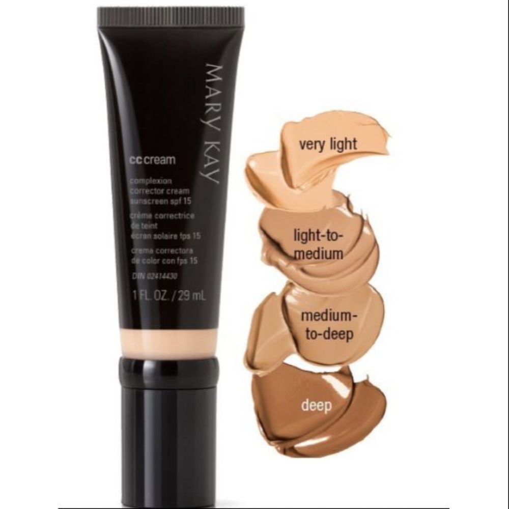 ✨HP✨Mary Kay CC Cream medium - to- deep